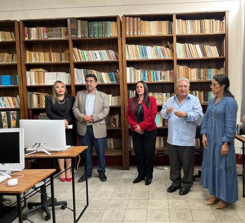 El Centro de Información y Prensa, junto a la biblioteca de la APG, fortalece el acceso a la información y la práctica periodística. Archivo APG